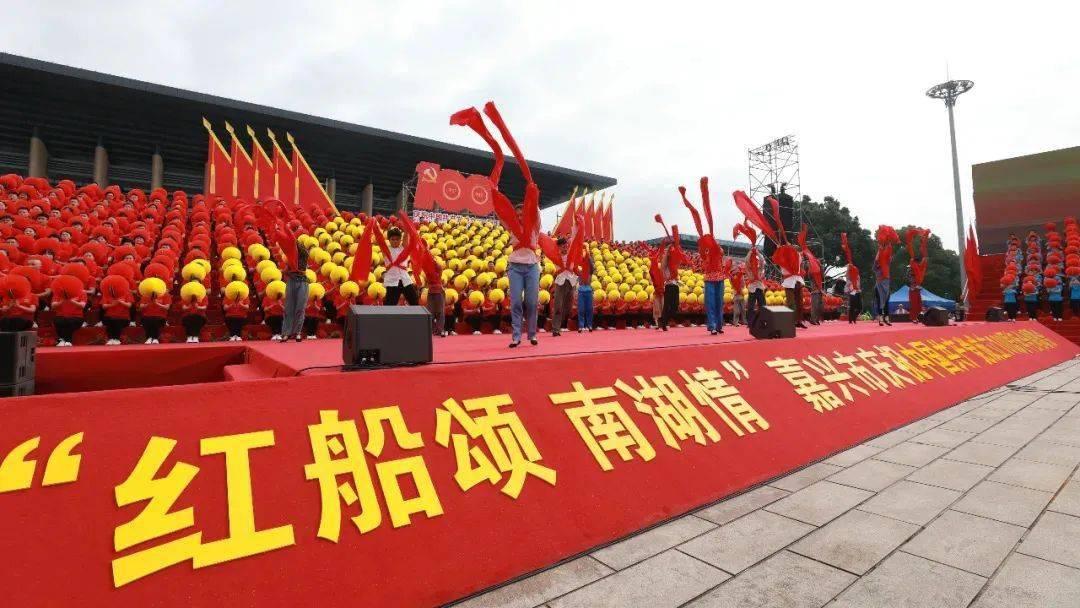 华中农大11名学生把125页举报信当成毕业论文来写:正义学子!